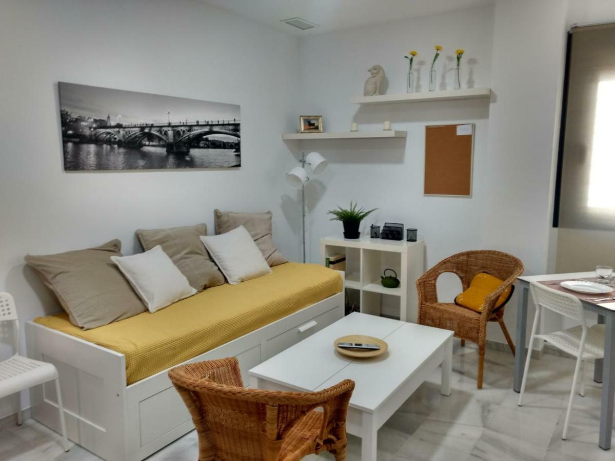 Segura Donkey Apartment Seville Exterior photo